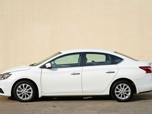 Used 2017 Nissan Sentra S w/ S Style Package FWD image 41