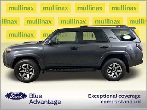 Used 2021 Toyota 4Runner TRD Off-Road image 9