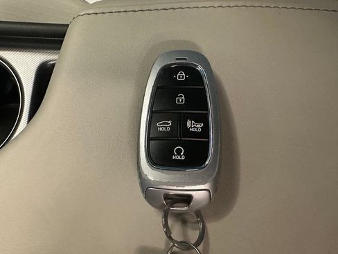 Used 2023 Hyundai Sonata SEL FWD image 16