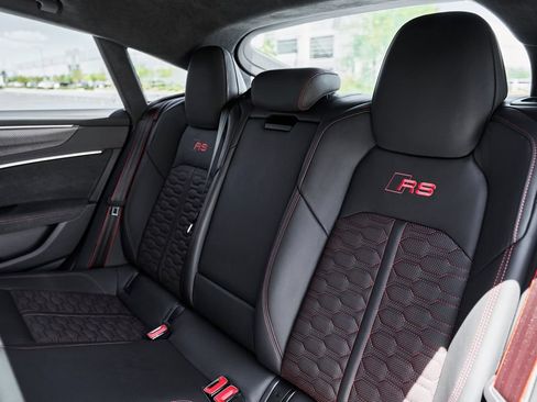 Used 2024 Audi RS 7 Performance AWD/4WD image 44