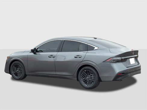 New 2026 Nissan Sentra SV image 3