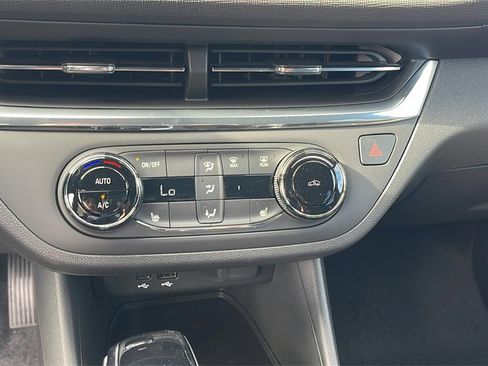 New 2025 Buick Envista Preferred w/ Convenience I Package image 19