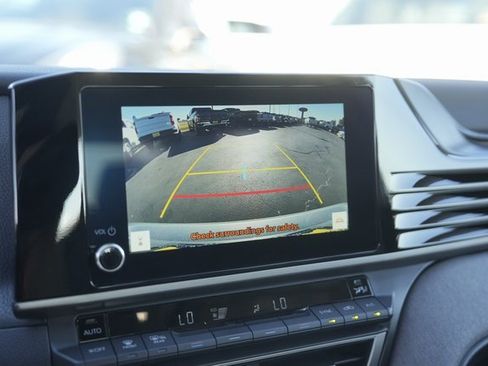 Used 2025 Toyota Camry LE image 26