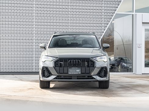 Certified 2025 Audi Q3 2.0T Premium w/ Convenience Package image 32
