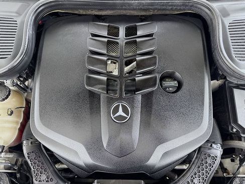 Used 2020 Mercedes-Benz GLS 580 GLS 580 image 32