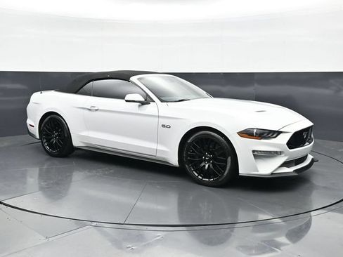 Used 2022 Ford Mustang GT Premium w/ GT Performance Package RWD image 3