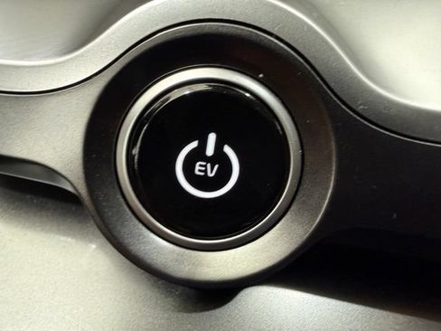 Used 2024 Kia EV6 Wind w/ Wind Technology Package AWD/4WD image 42