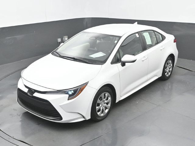 Used 2024 Toyota Corolla LE FWD image 29