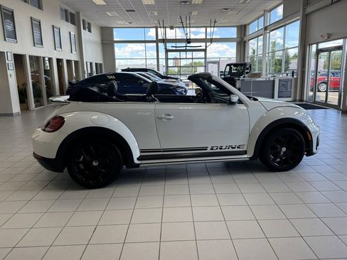 Used 2017 Volkswagen Beetle 1.8T Dune FWD image 8