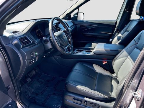 Certified 2025 Honda Ridgeline TrailSport image 21
