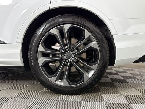 New 2026 Audi Q7 Premium Plus AWD/4WD image 10