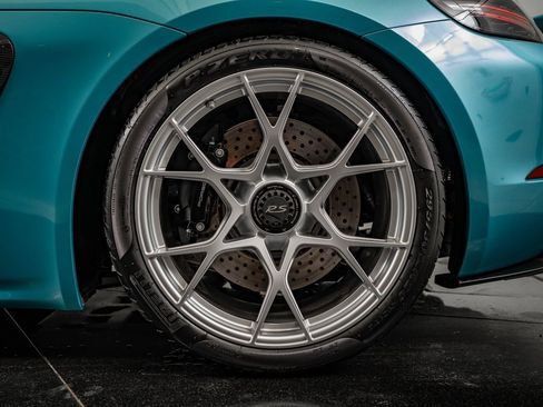 Used 2024 Porsche 718 Cayman GT4 RS w/ Weissach Package image 11