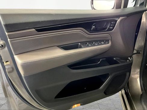 Used 2020 Honda Odyssey Elite image 17