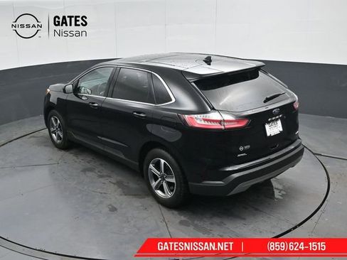 Used 2024 Ford Edge SEL w/ Convenience Package image 45