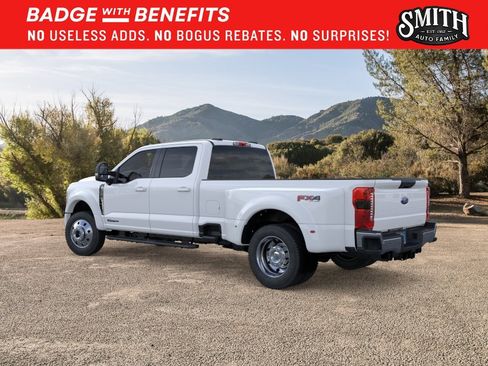 New 2026 Ford F450 XLT w/ XLT Premium Package AWD/4WD image 5
