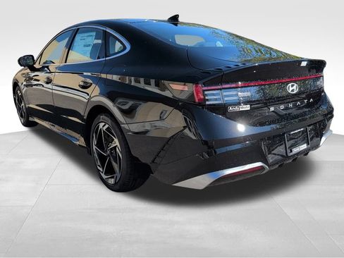 New 2026 Hyundai Sonata SEL image 5