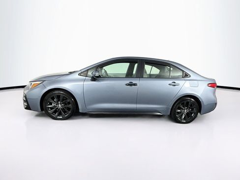 Used 2023 Toyota Corolla SE FWD image 6