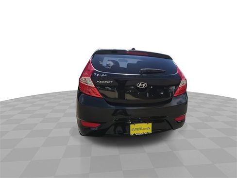 Used 2017 Hyundai Accent SE image 7