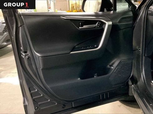 Used 2024 Toyota RAV4 Limited image 20