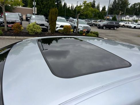 Used 2024 Lexus ES 300h w/ Premium Package FWD image 15