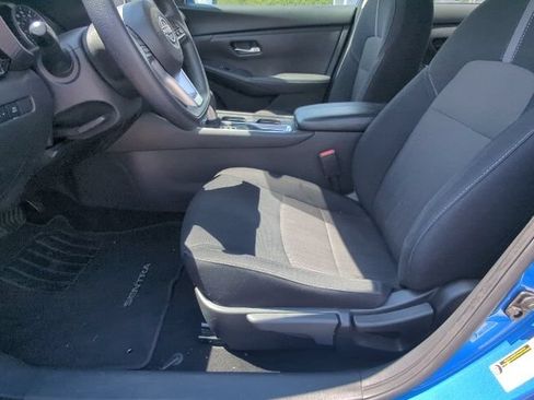 Used 2024 Nissan Sentra SV FWD image 10