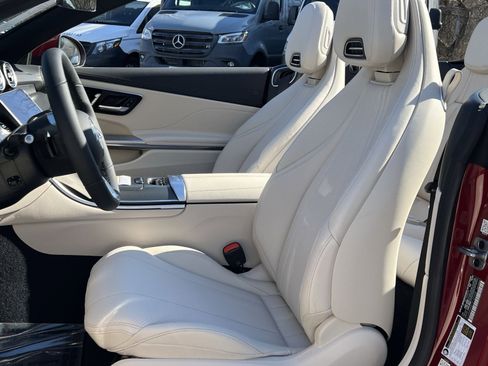 New 2026 Mercedes-Benz CLE 300 4MATIC Cabriolet image 11