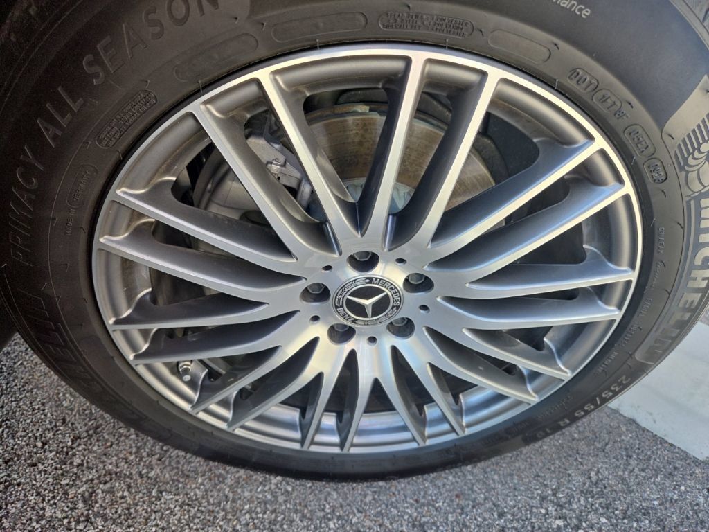 Used 2026 Mercedes-Benz GLC 300 image 13