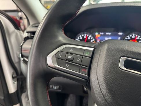 Used 2022 Jeep Compass Trailhawk w/ Trailhawk Convenience Group AWD/4WD image 18