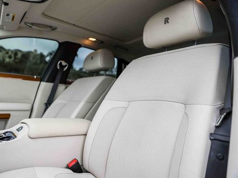 Used 2012 Rolls-Royce Ghost RWD image 40