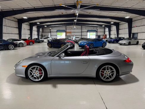 Used 2010 Porsche 911 Carrera S RWD image 95