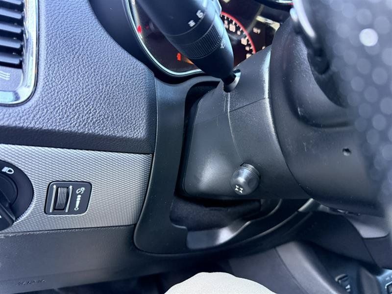 Used 2020 Dodge Durango R/T w/ Technology Group AWD/4WD image 38