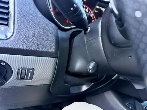 Used 2020 Dodge Durango R/T w/ Technology Group AWD/4WD image 38