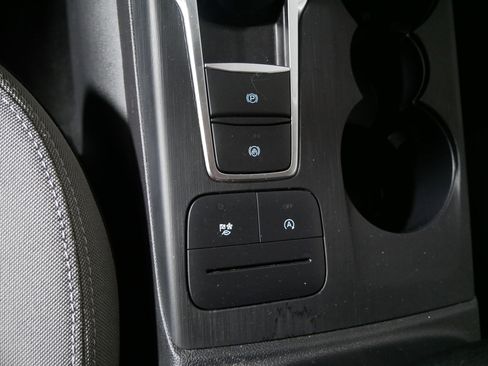 Used 2020 Ford Escape S image 30