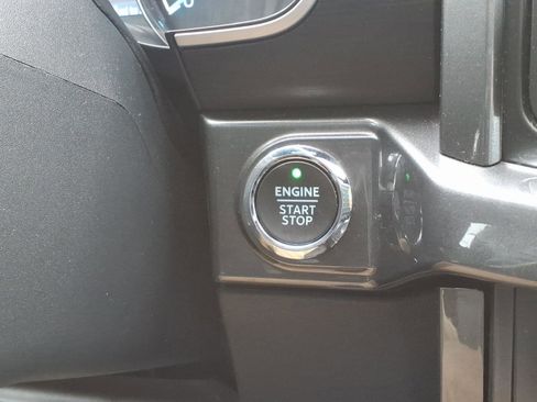 Used 2023 Ford F150 XLT AWD/4WD image 12