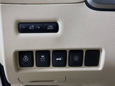 Used 2019 Nissan Murano Platinum image 10