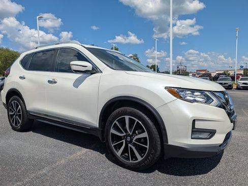Used 2020 Nissan Rogue SL w/ Premium Package AWD/4WD image 8