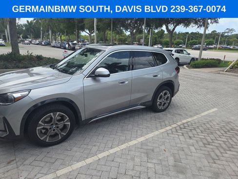 Used 2023 BMW X1 xDrive28i w/ Premium Package AWD/4WD image 3