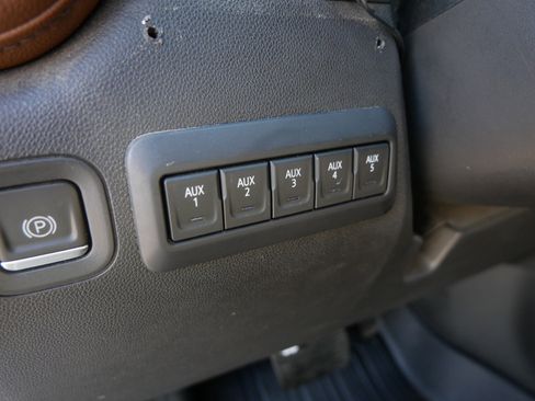 Used 2022 Chevrolet Silverado 3500 High Country w/ Z71 Off-Road Package AWD/4WD image 28