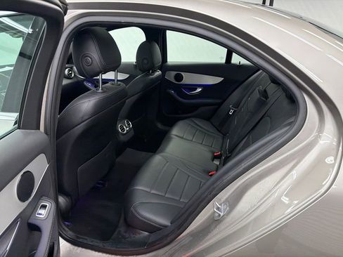 Used 2019 Mercedes-Benz C 300 Sedan image 21