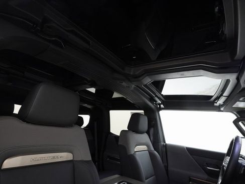 Used 2024 GMC Hummer EV 3X w/ Extreme Off-Road Package image 29