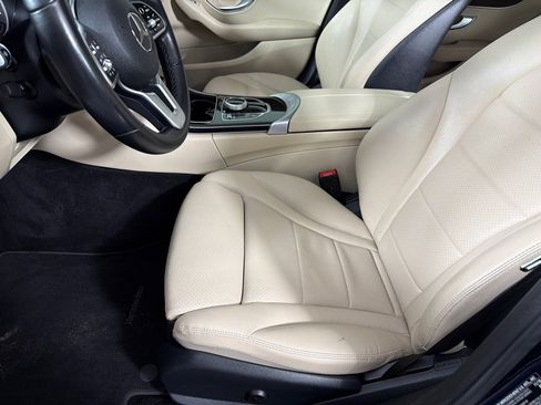 Used 2019 Mercedes-Benz C 300 Sedan image 12