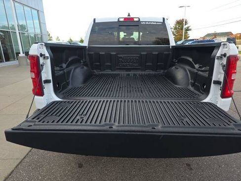 Certified 2025 RAM 1500 Big Horn AWD/4WD image 7