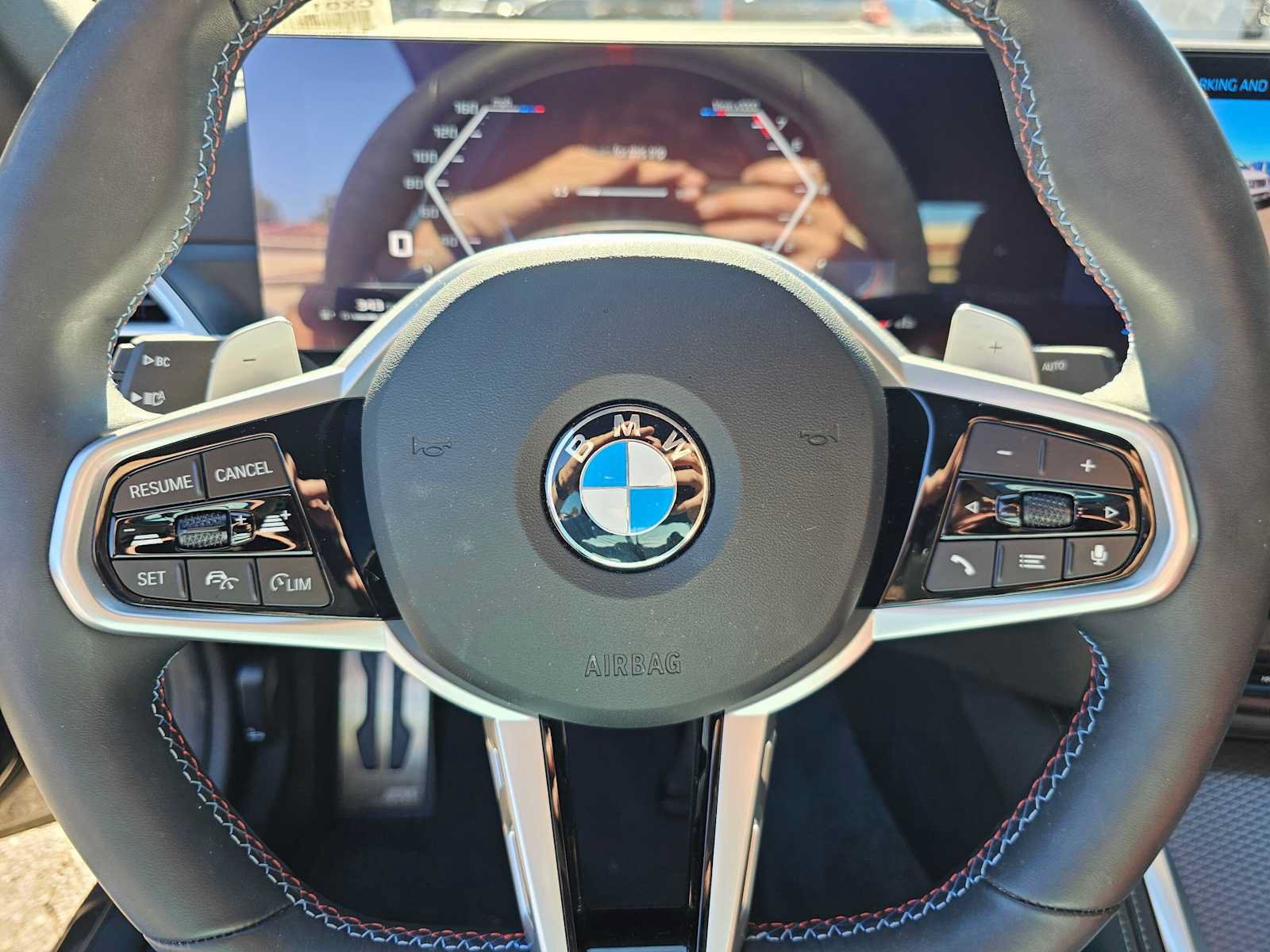 Used 2026 BMW M440i Convertible w/ Premium Package RWD image 19