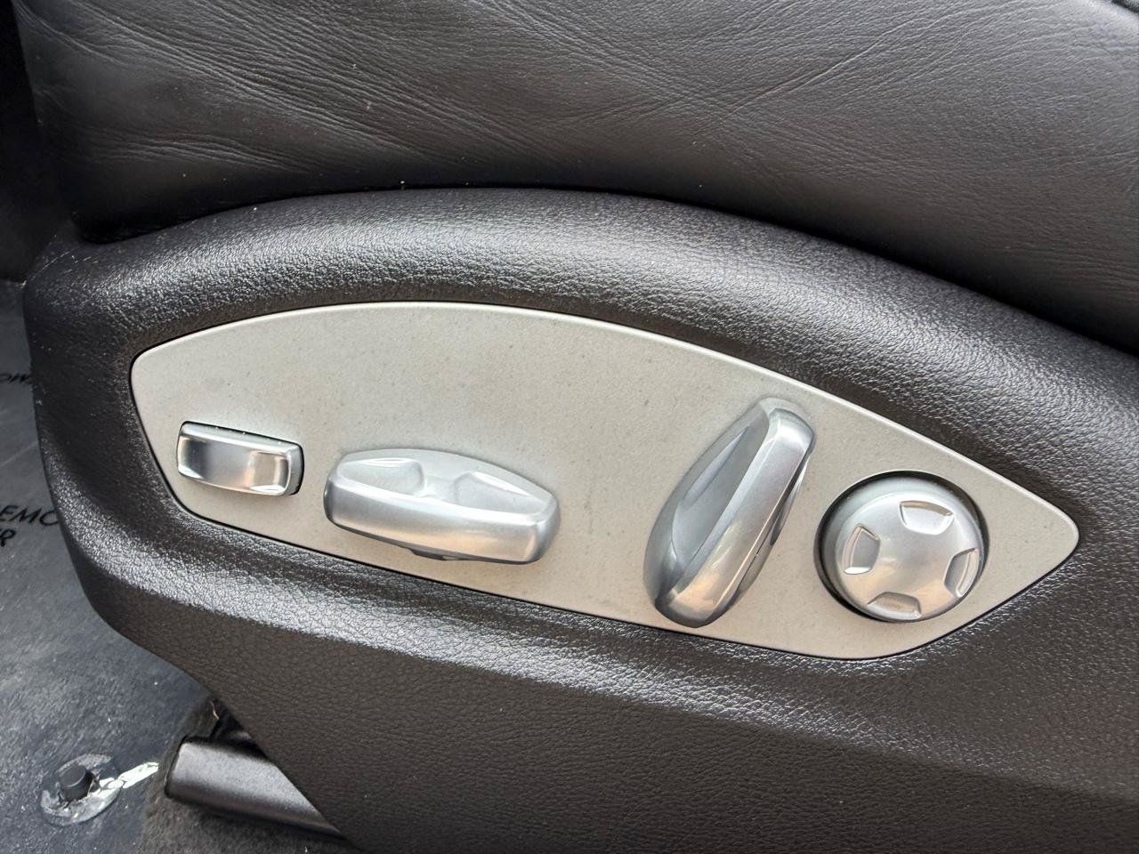 Used 2018 Porsche Macan AWD/4WD image 11