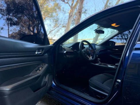 Used 2019 Nissan Altima 2.5 S image 7