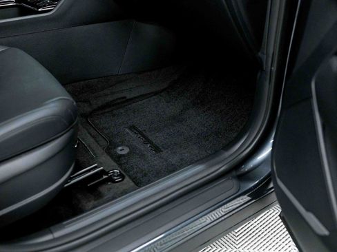 Used 2025 Kia Sportage EX w/ Premium Package image 52