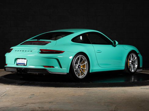Used 2018 Porsche 911 GT3 RWD image 11