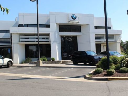 Used 2025 BMW i7 xDrive60 image 29