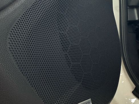 Used 2025 Subaru Forester Limited image 21