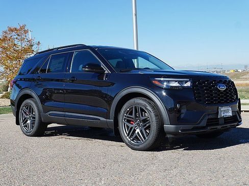 New 2025 Ford Explorer ST image 7